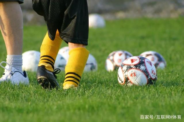 宏远近期动态：王仕鹏的冷静分析与徐杰的球迷互动